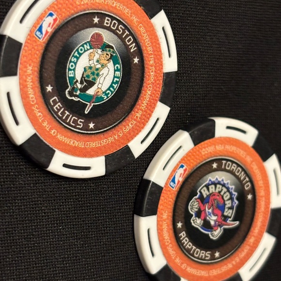 NBA Topps Collectible Chips, basketball poker chips - Picture 2 of 6